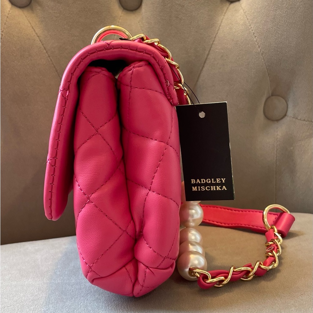 Badgley Mischa Vegan Leather Hot Pink Quilted Messenger Pearl Bag - Picture 2 of 12